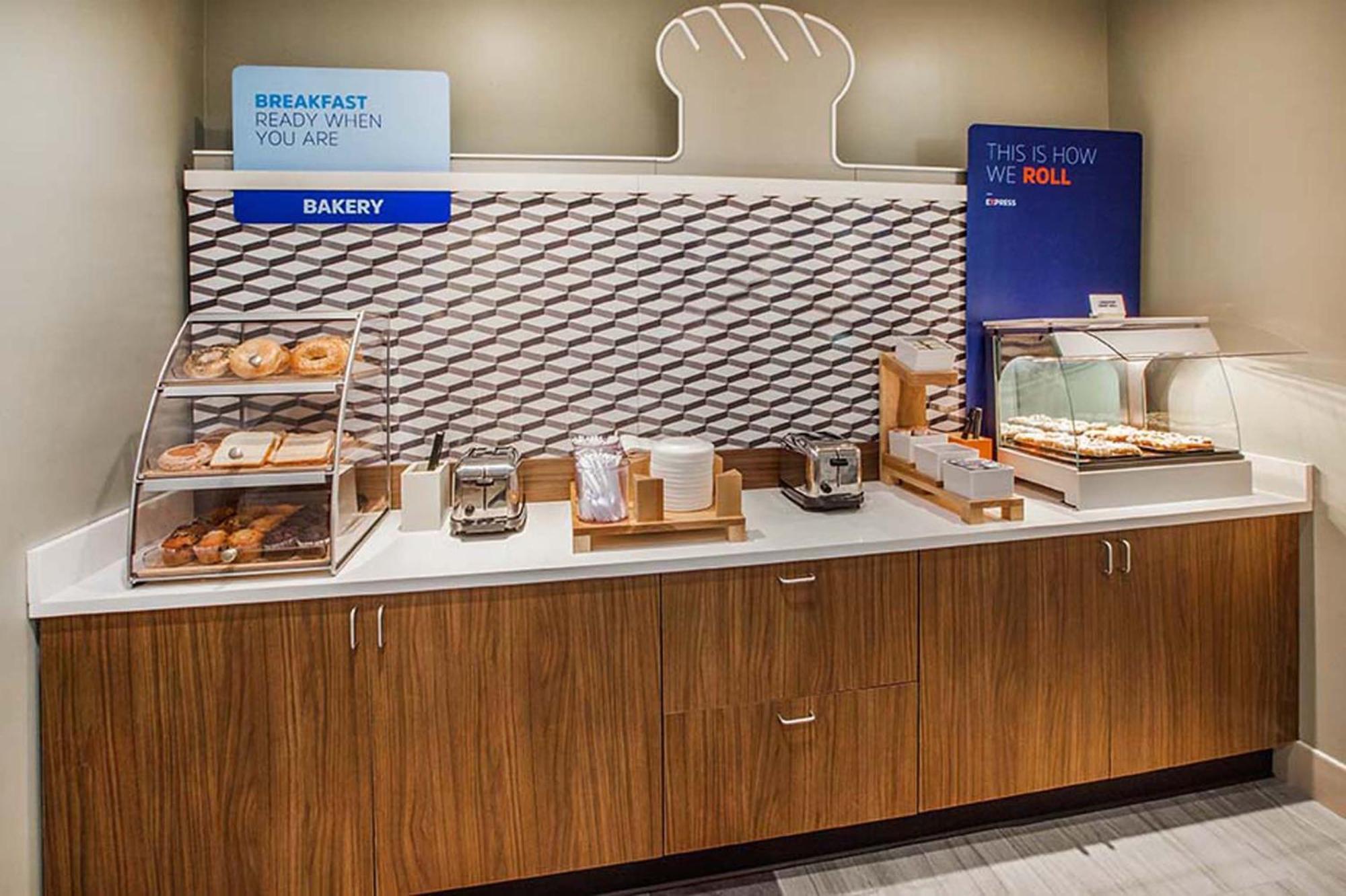 Holiday Inn Express Selinsgrove By Ihg Shamokin Dam Экстерьер фото
