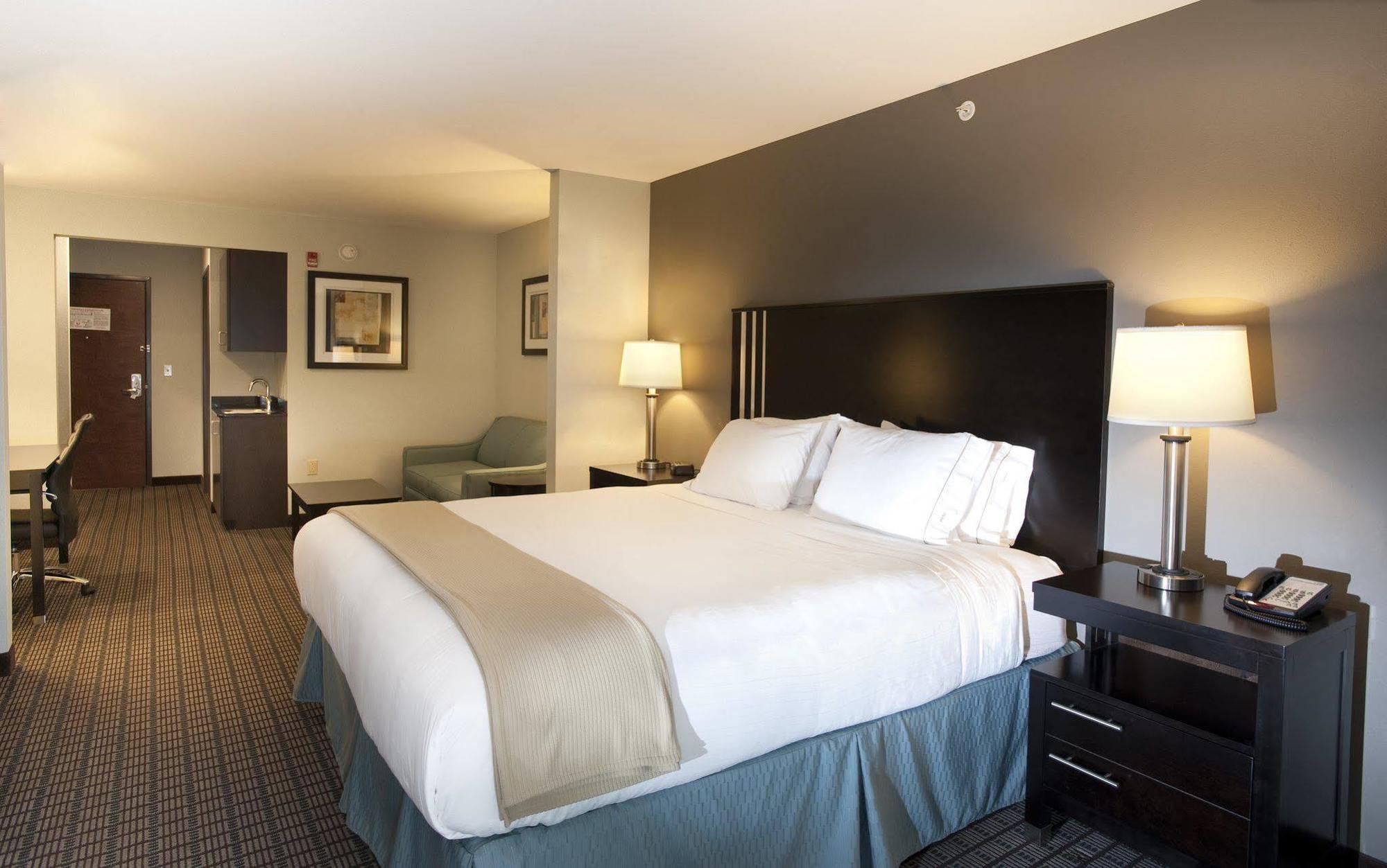 Holiday Inn Express Selinsgrove By Ihg Shamokin Dam Экстерьер фото