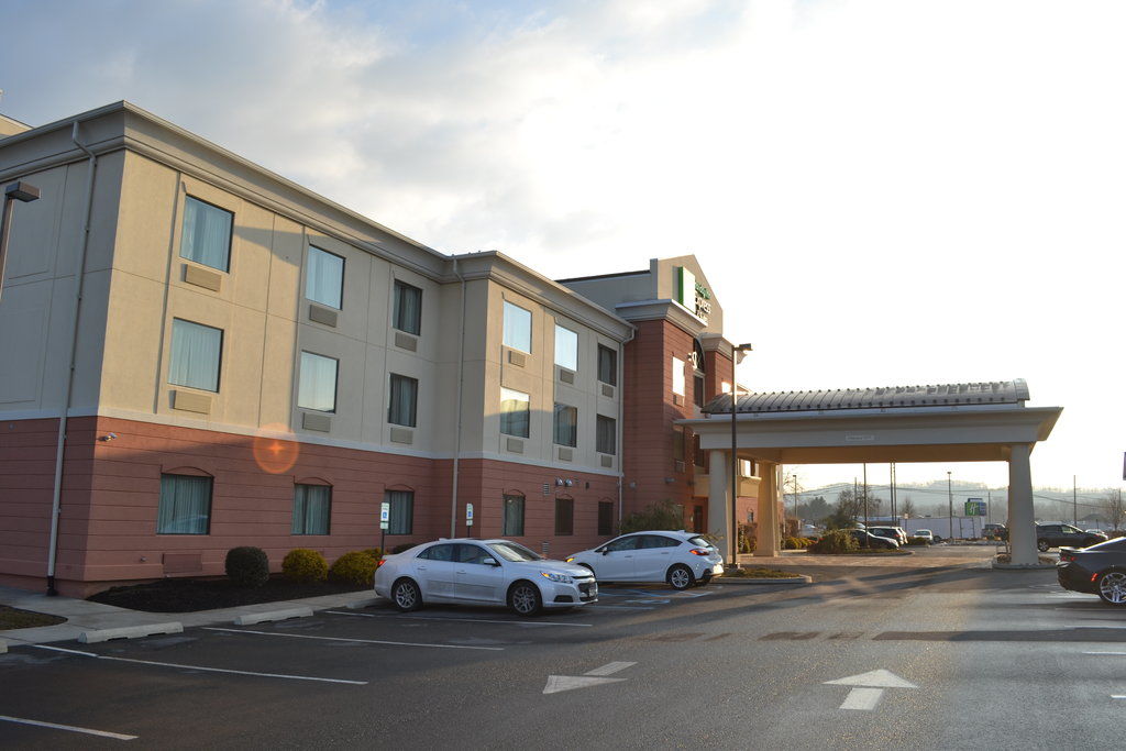 Holiday Inn Express Selinsgrove By Ihg Shamokin Dam Экстерьер фото